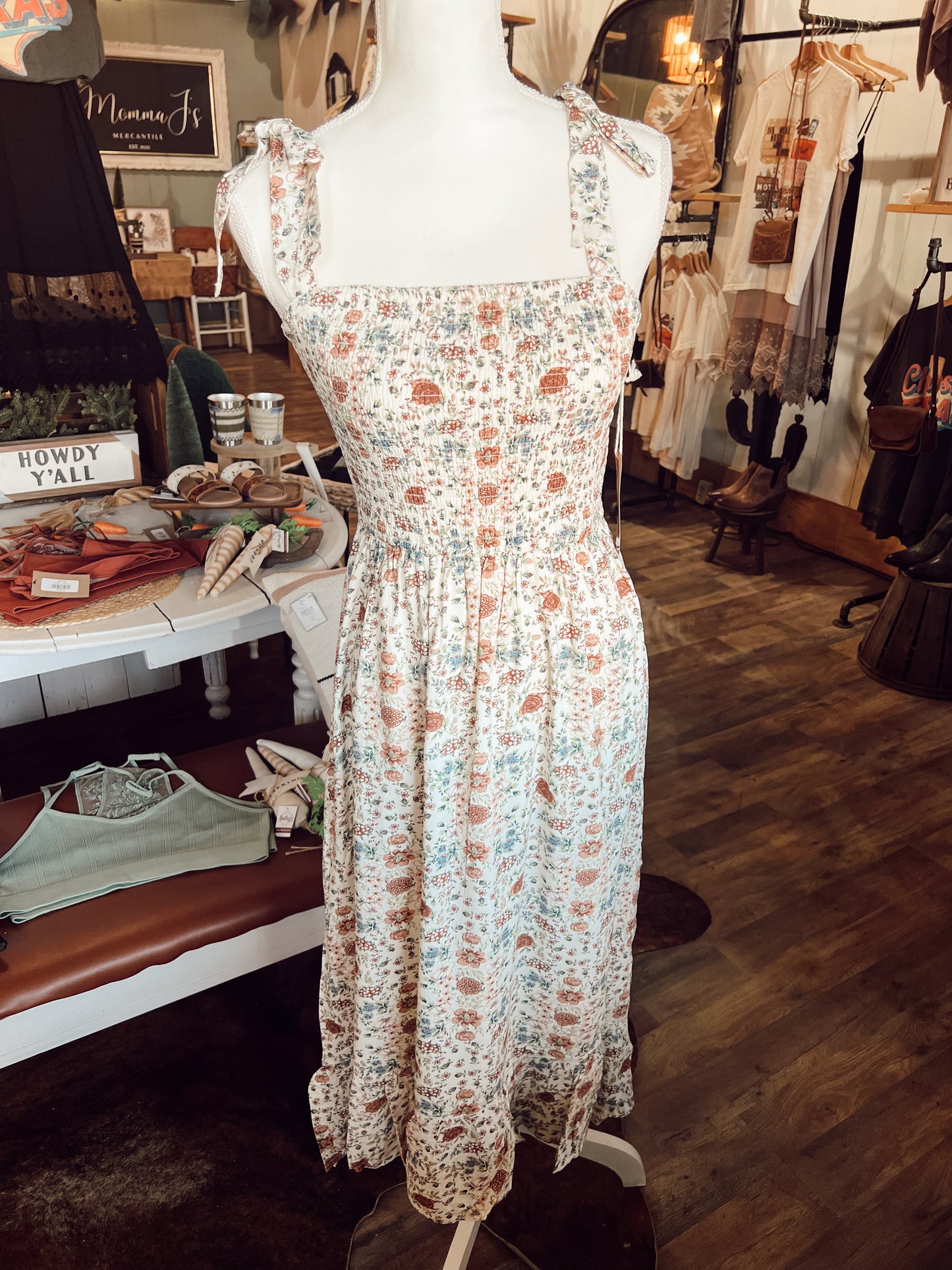 THE WALLFLOWER DRESS