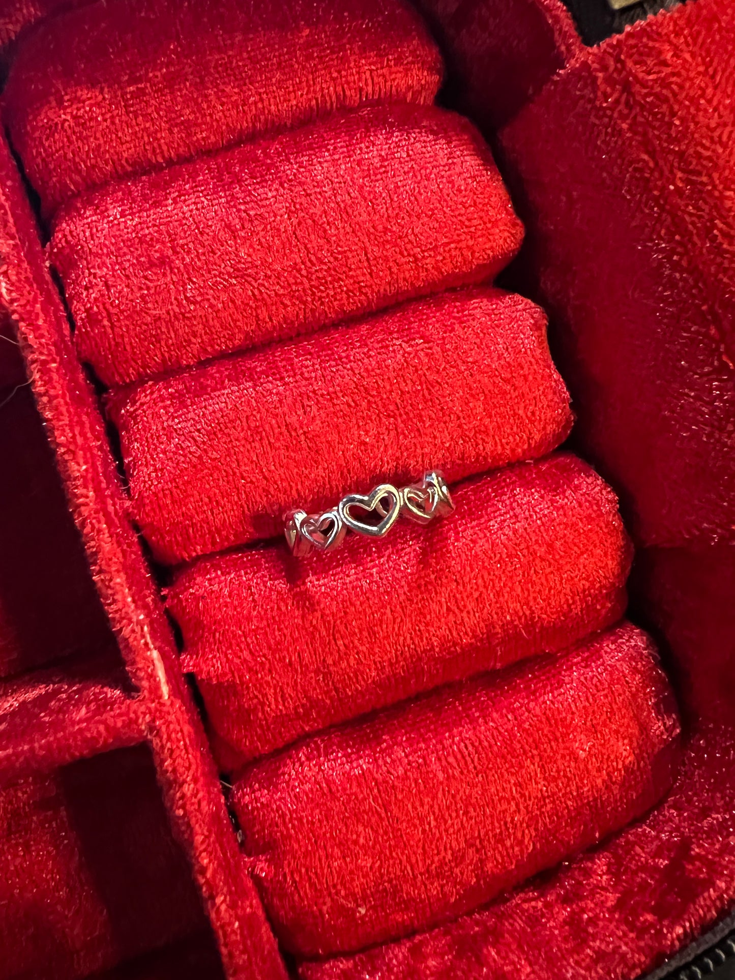 ADJUSTABLE HEART STACK RING