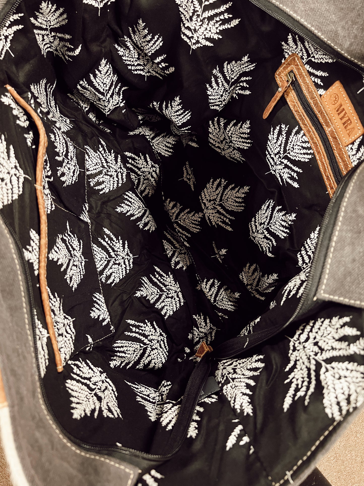 BELLE WEEKENDER TOTE