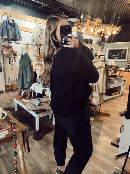 MOCK NECK SWEATER VEST