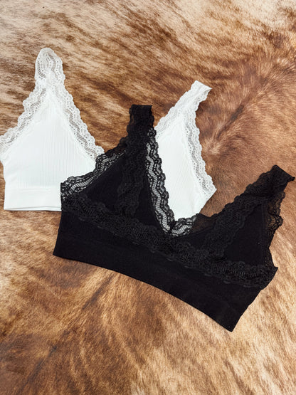 LACE TRIM PADDED BRALETTE