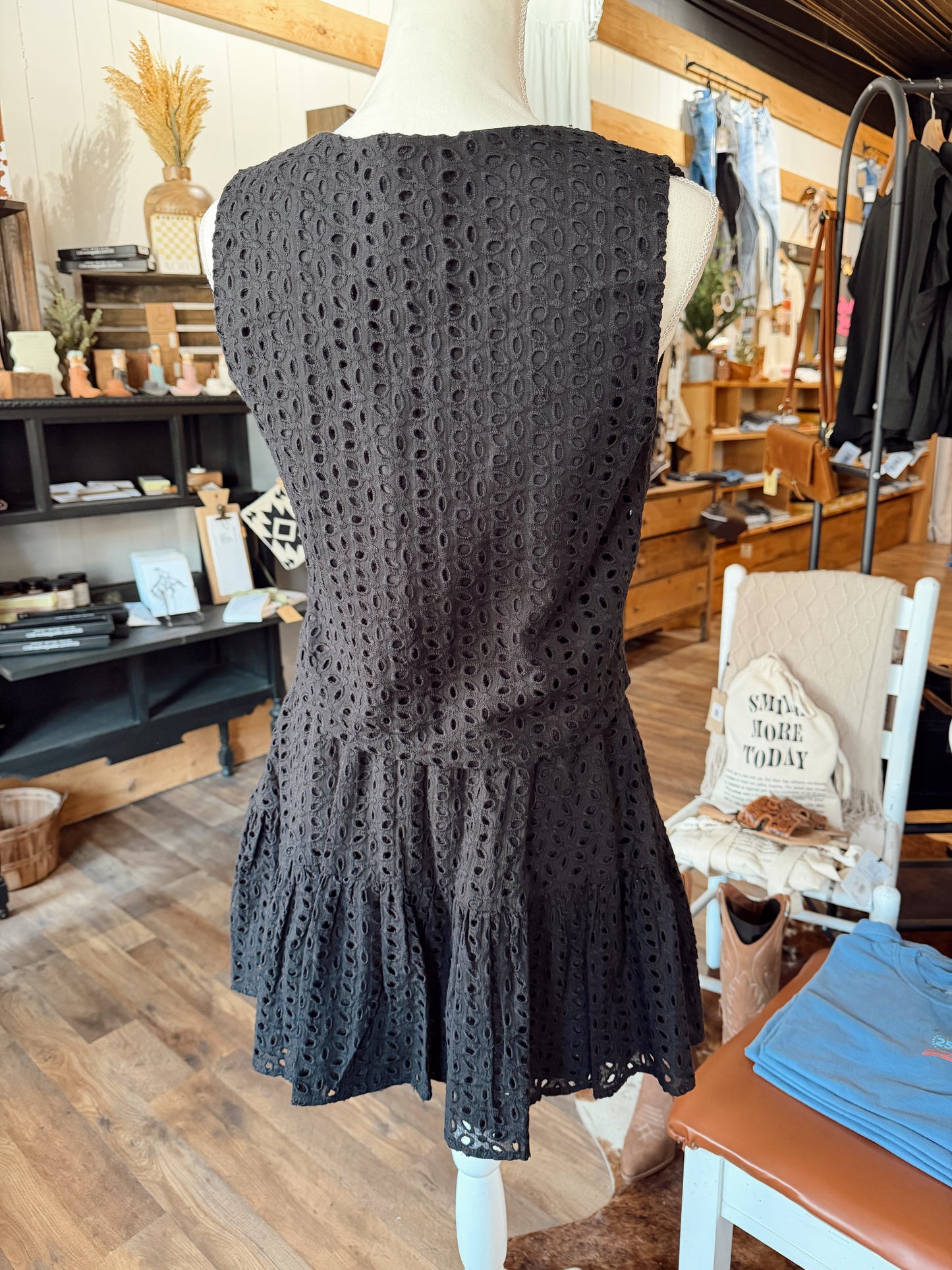 KACEY EYELET SET