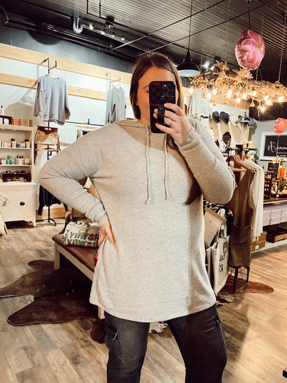 BRUSHED KNIT HOODIE TUNIC: GREY