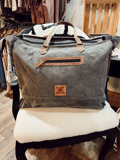 BELLE WEEKENDER TOTE