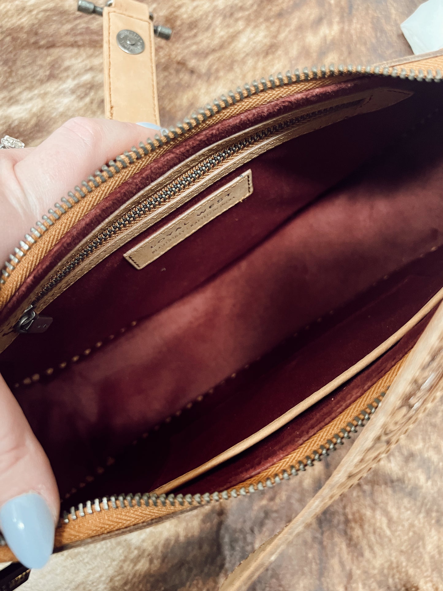 LOYAL WEST DANNIA SHOULDER BAG