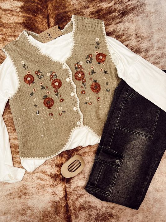 FLORAL EMBROIDERED VEST