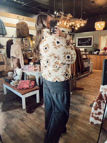 AZTEC PLUSH SHERPA QUARTER ZIP