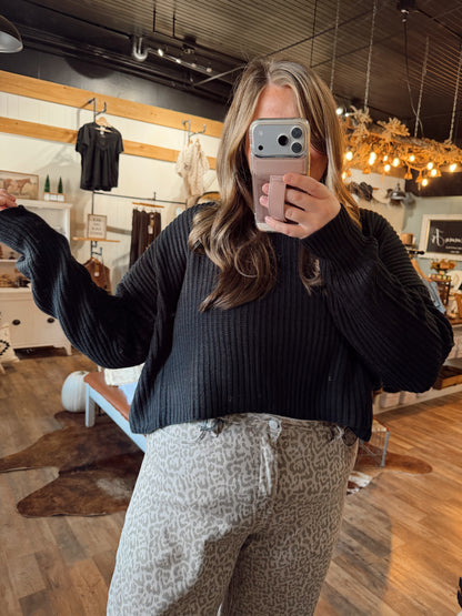 MOUNTAIN HIGH CROPPED SWEATER