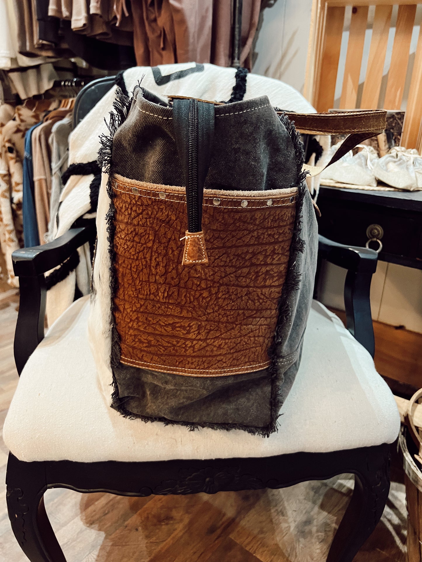 BELLE WEEKENDER TOTE
