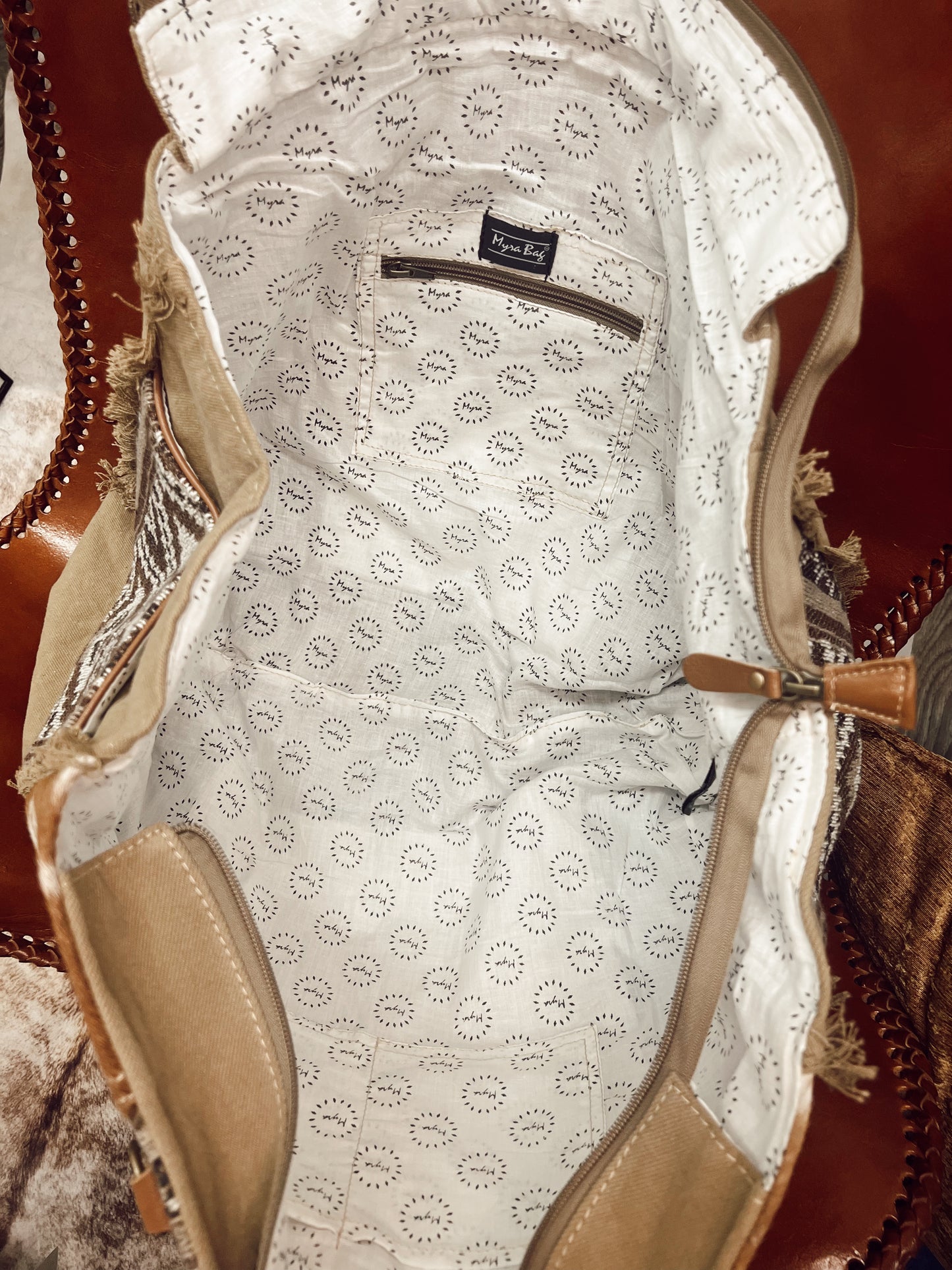 ELISA WEEKENDER TOTE