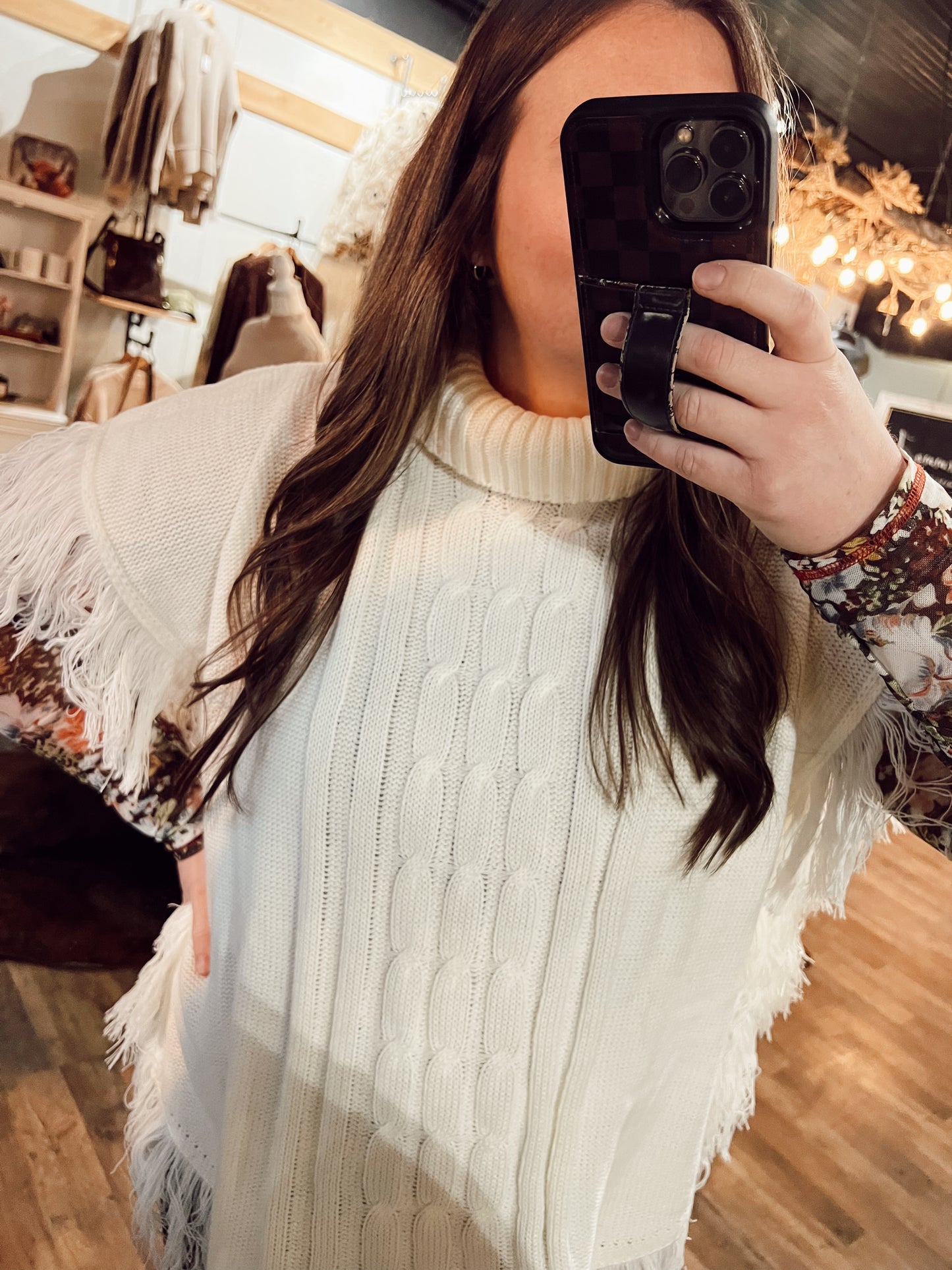 CABLE KNIT TURTLENECK FRINGE PONCHO