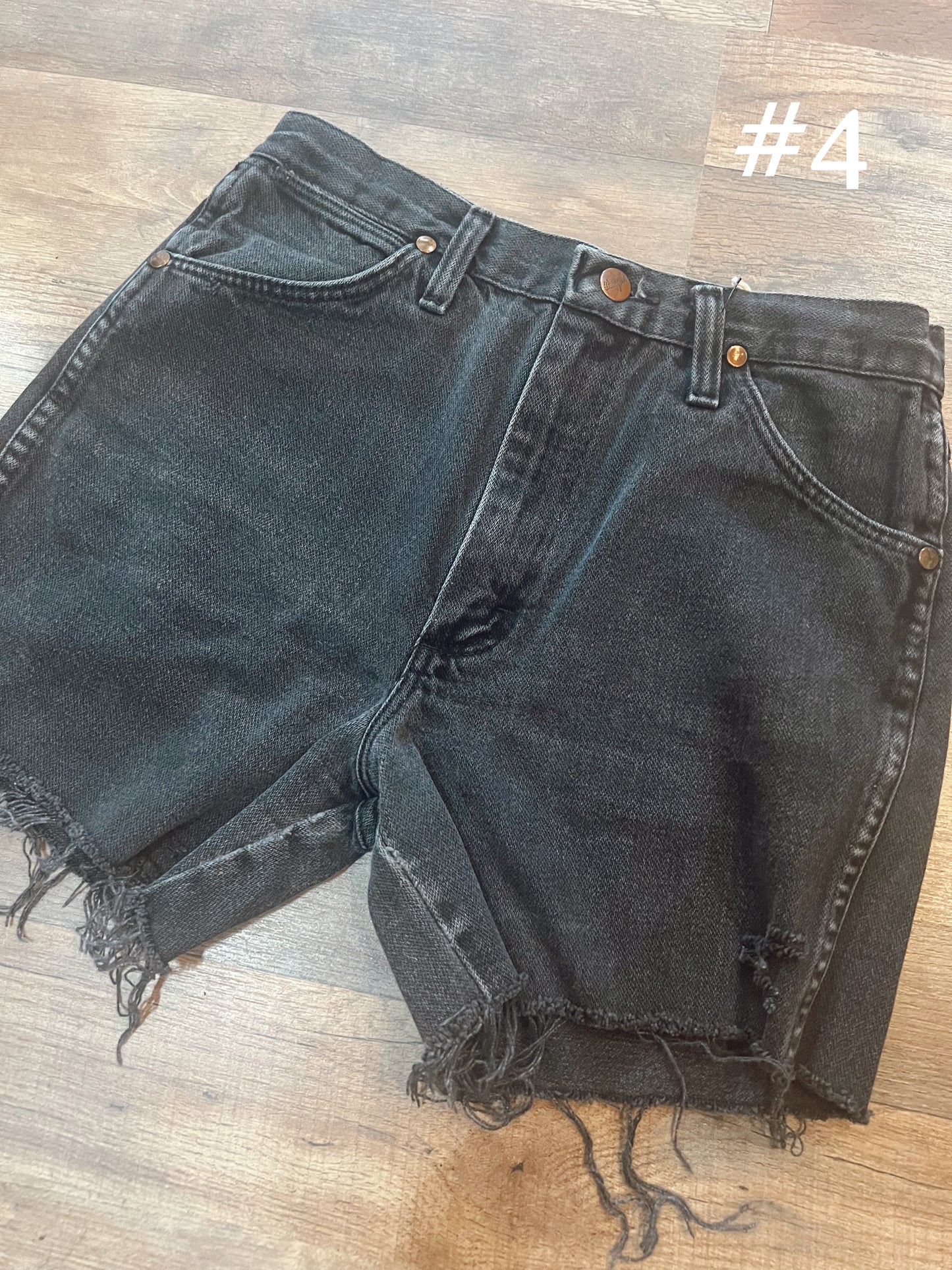 CUSTOM RETRO WRANGLER SHORTS