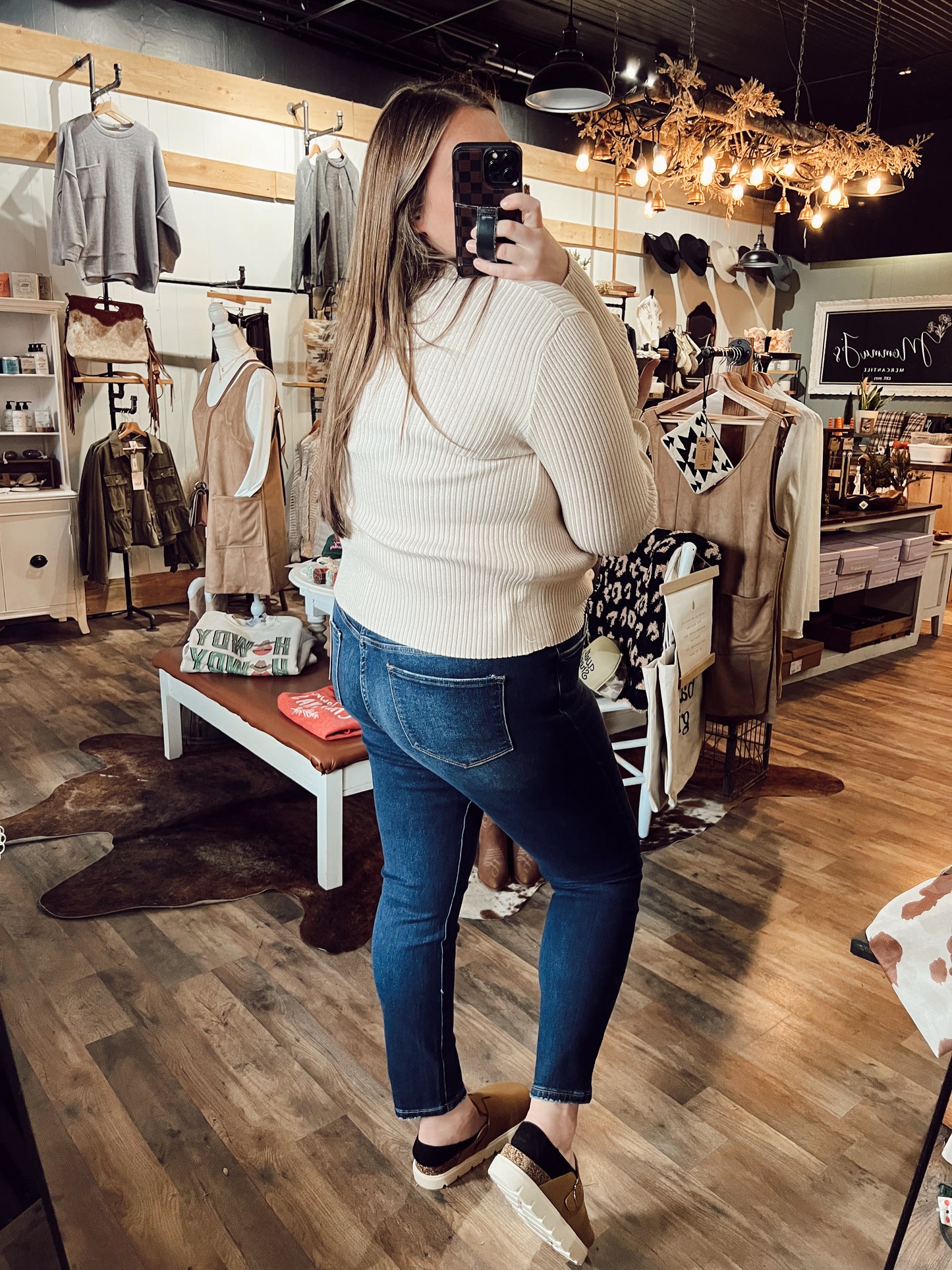 MICA: HIGH WAISTED SKINNY JEAN