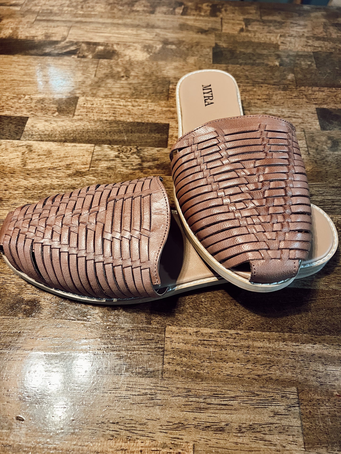 WOVEN MULE SANDAL