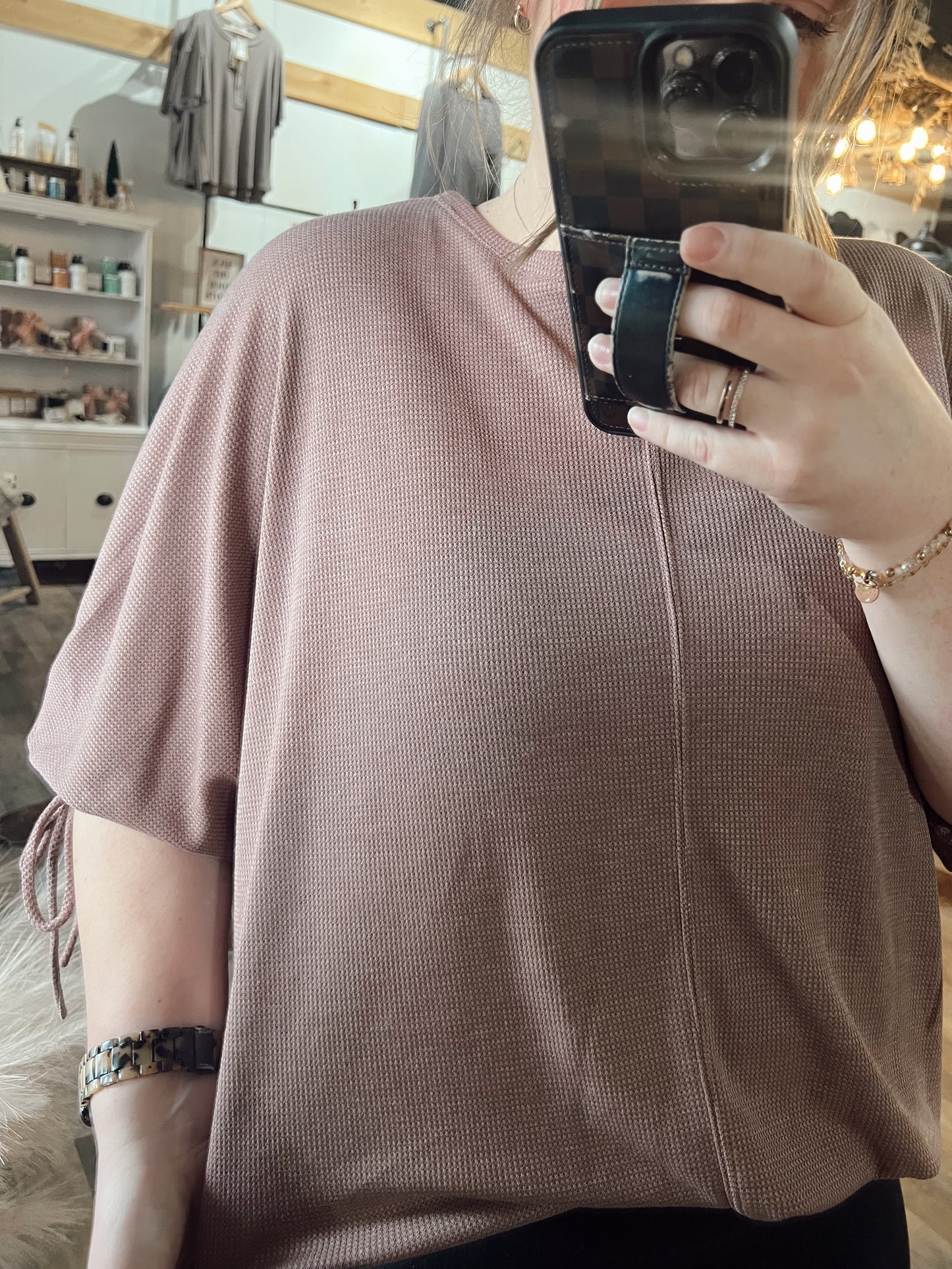 PUFF TIE SLEEVE TOP