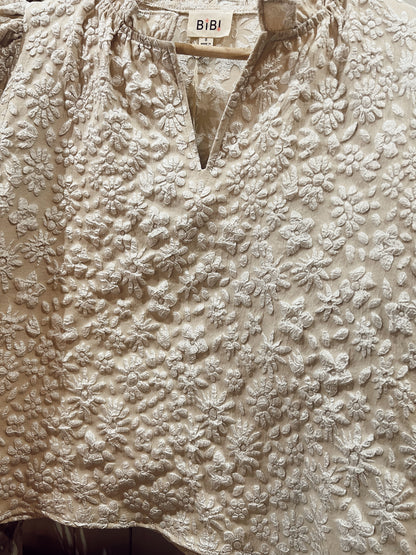 WILDFLOWER V-NECK TOP