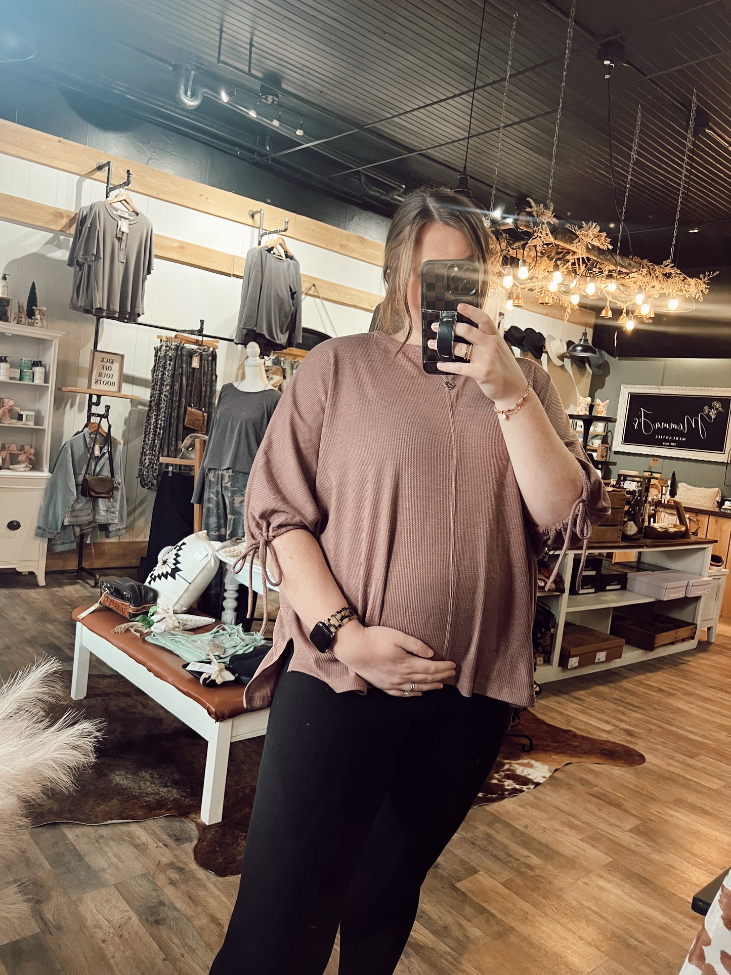 PUFF TIE SLEEVE TOP