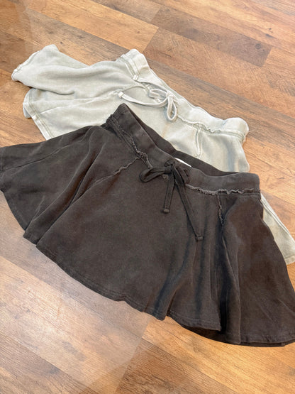 ACID WASH FLOWY SKORT
