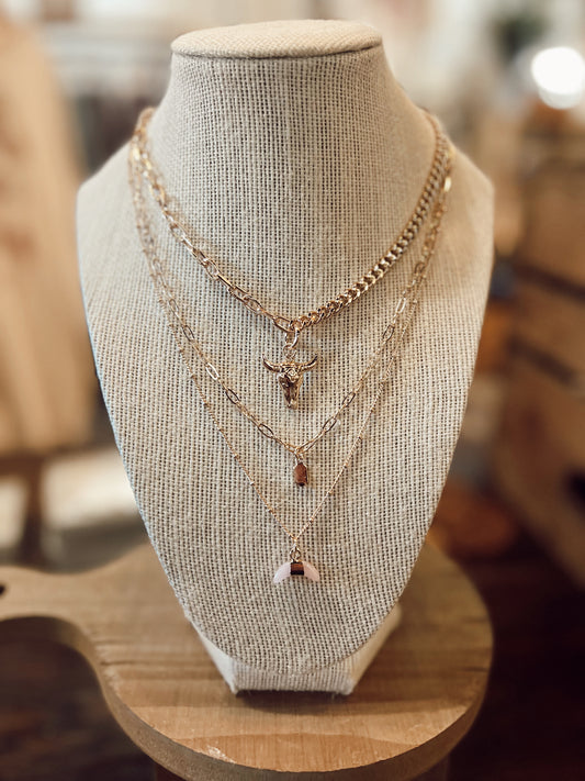 BULL HORN MULTI LAYER NECKLACE