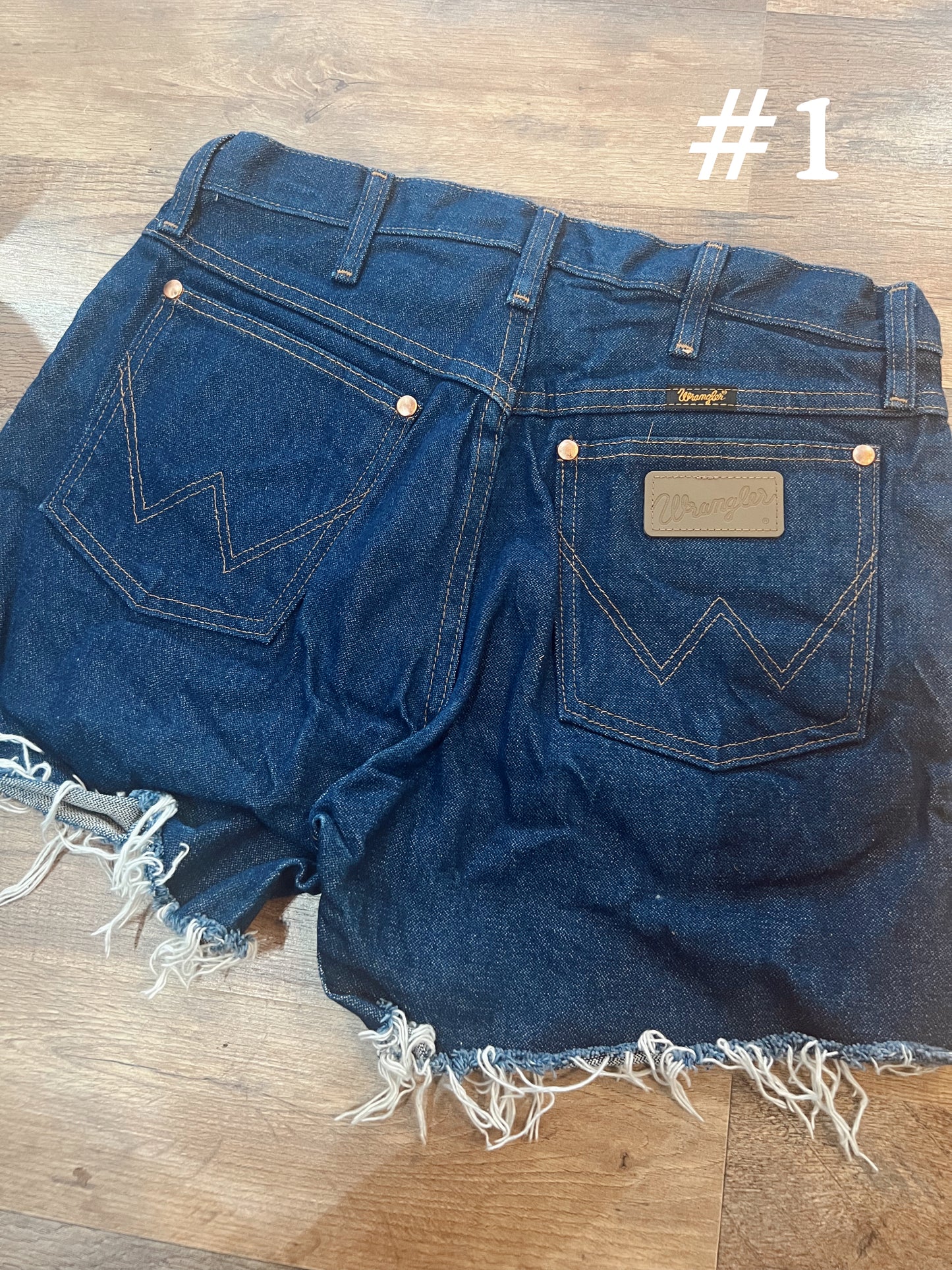 CUSTOM RETRO WRANGLER SHORTS