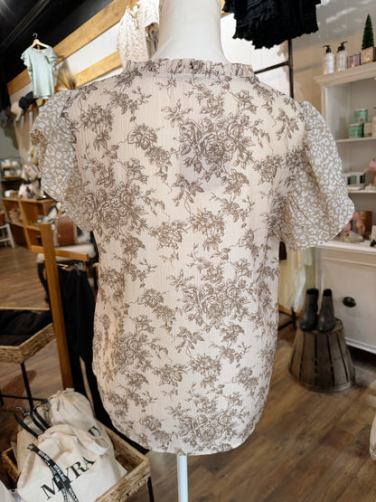 FLORAL & LEOPARD V-NECK BLOUSE