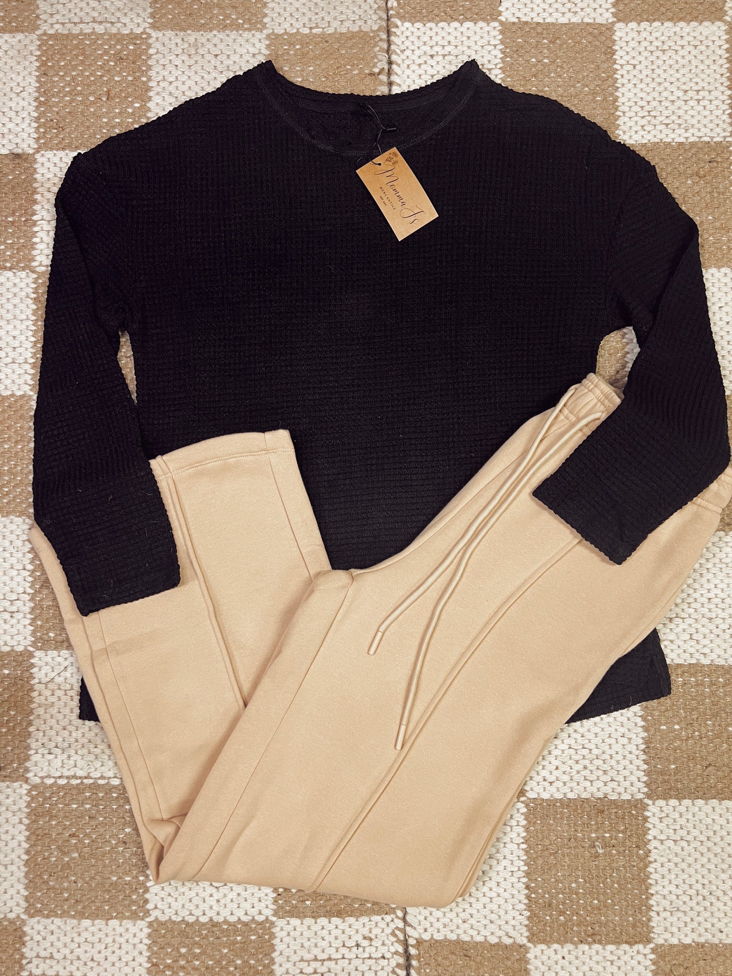 ESSENTIAL WAFFLE KNIT LONG SLEEVE: BLACK