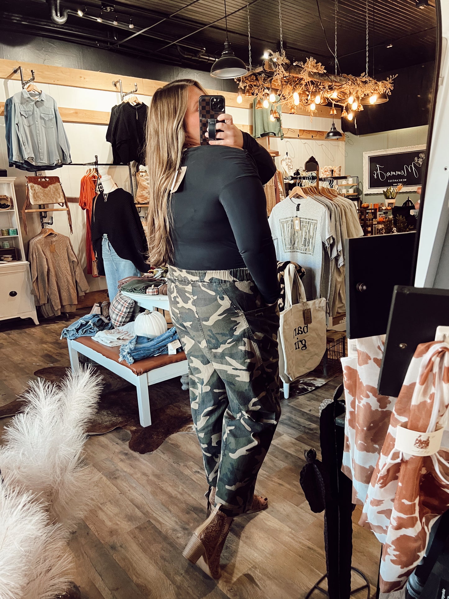 CAMO BARREL STRETCH PANT
