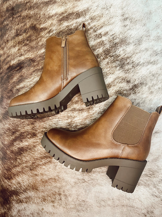 TIMBER CHELSEA BOOTIES