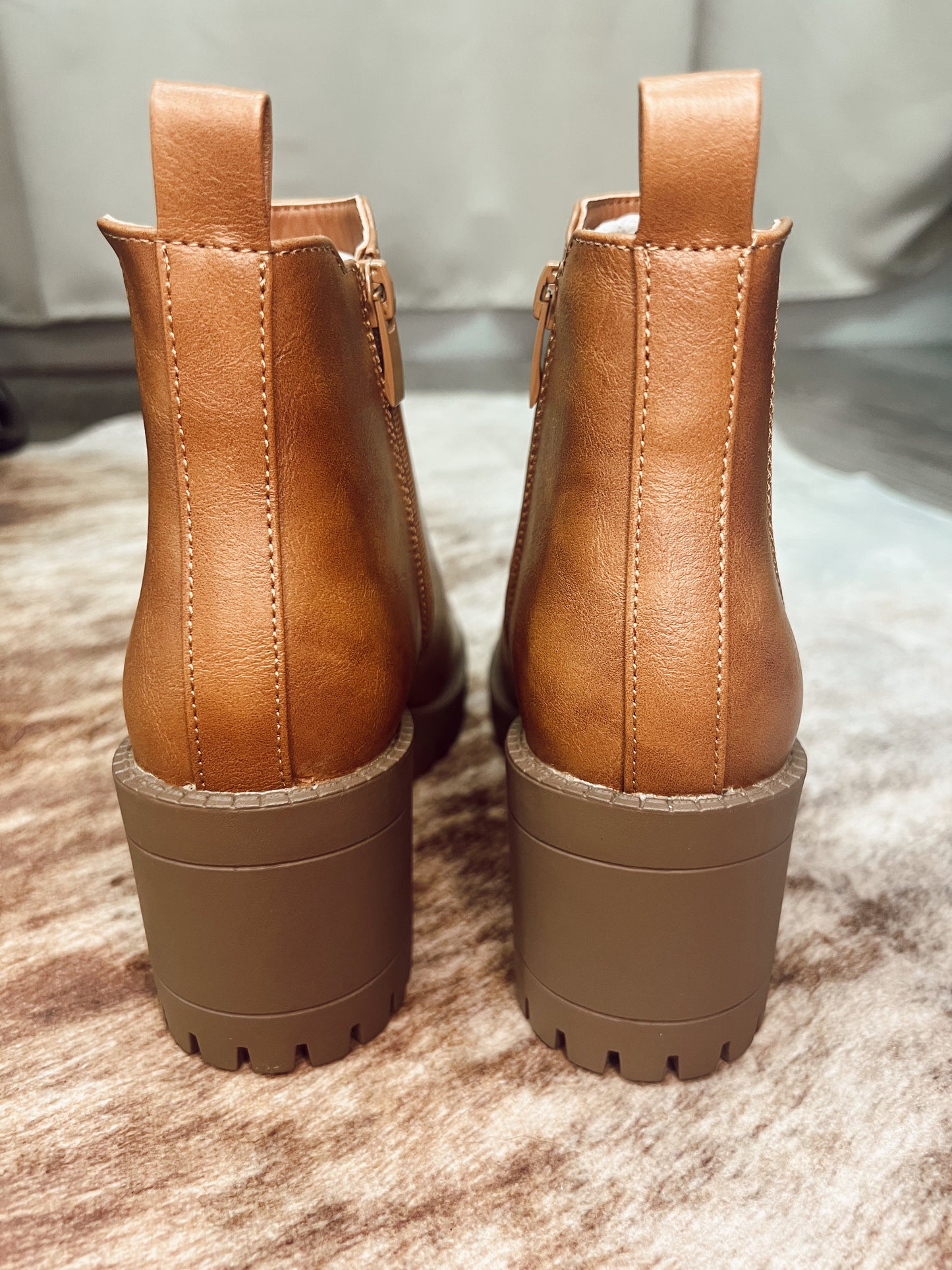 TIMBER CHELSEA BOOTIES