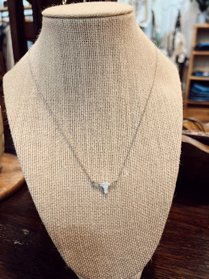 BULL HEAD PENDANT NECKLACE