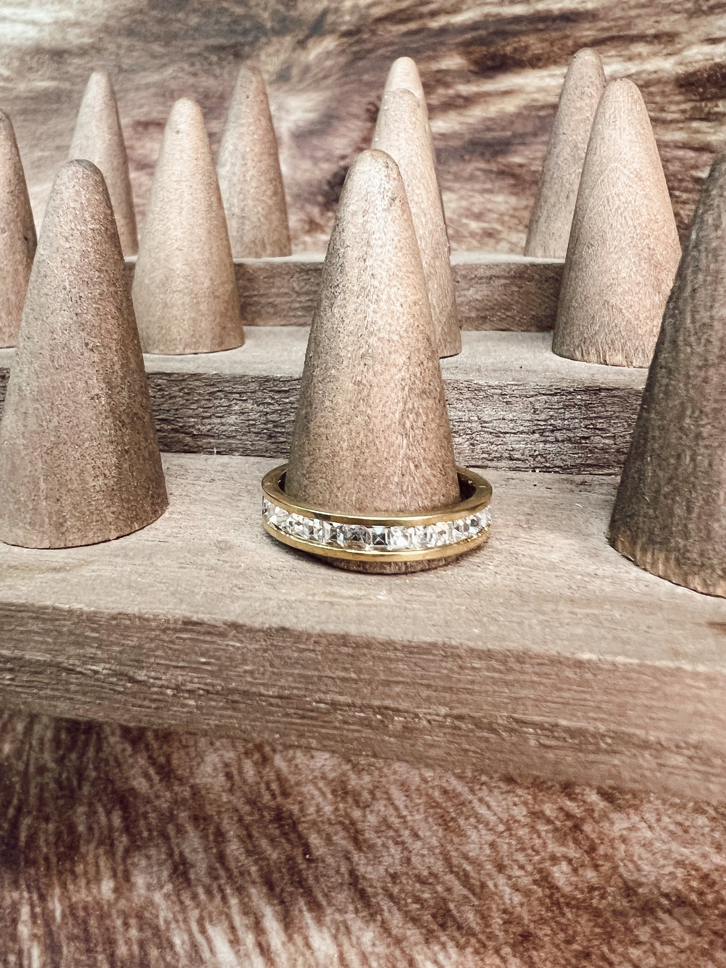 GOLD RHINESTONE RING