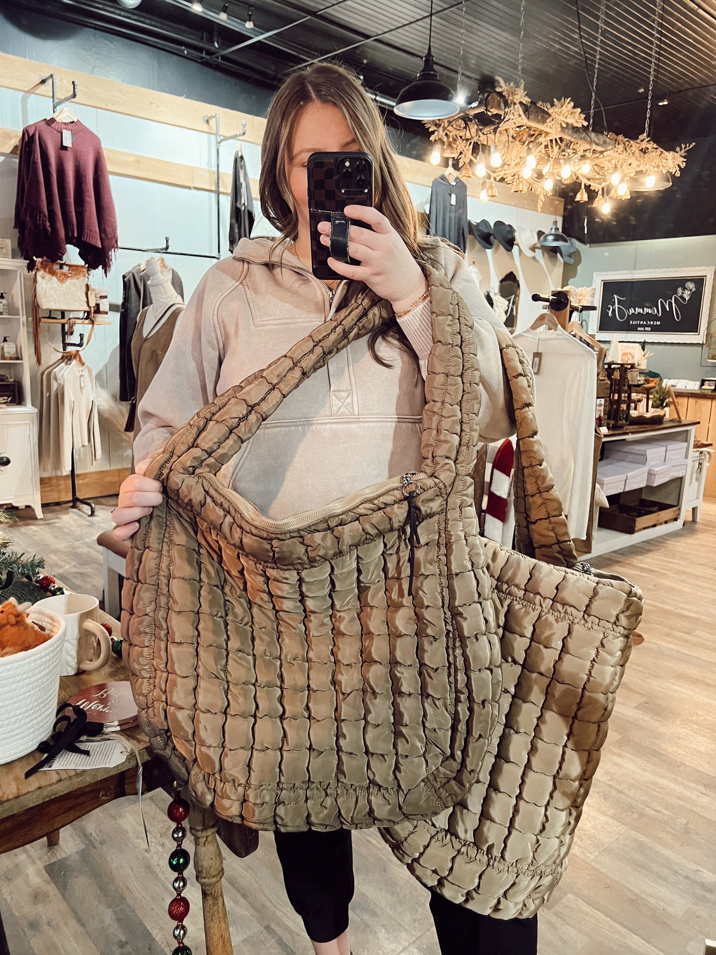 OVERSIZED QUILTED BAG
