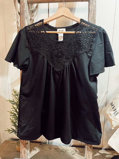 SOUTHERN LACE BLOUSE