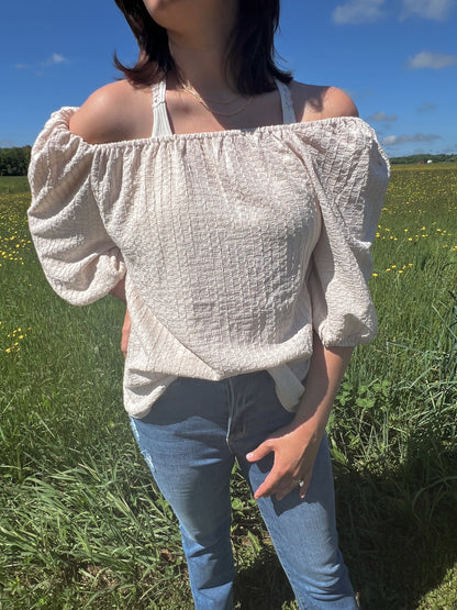 WIDE OPEN SPACES OFF THE SHOULDER TOP