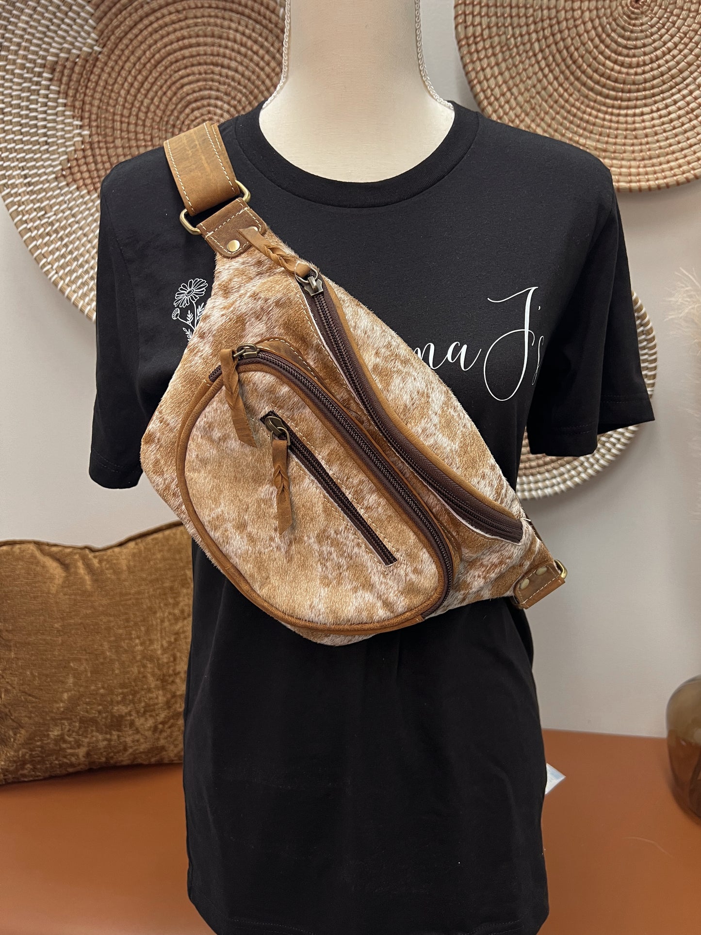 COWHIDE BELT BAG