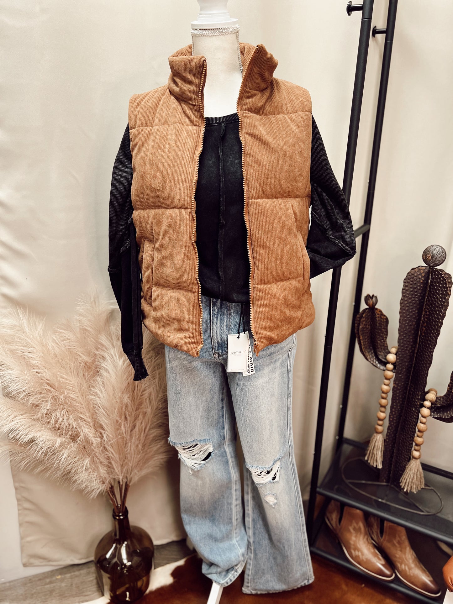 CORDUROY PUFFER VEST