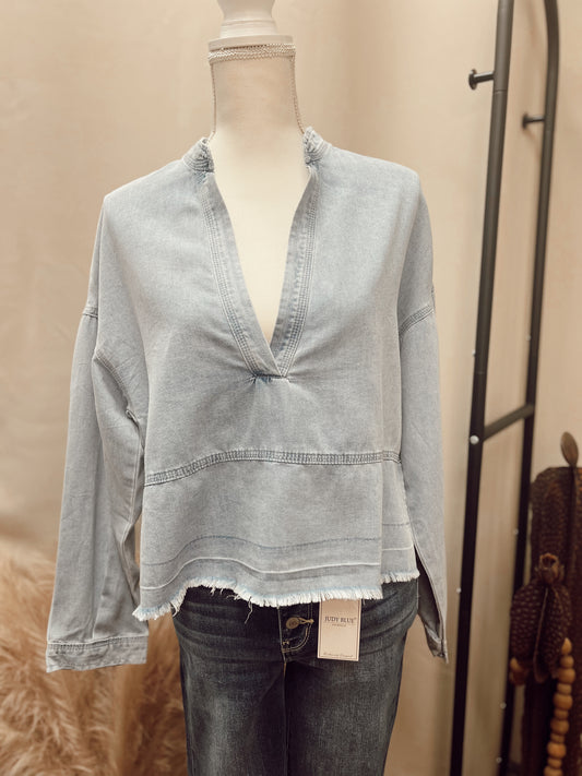 BLUE JEAN BABY V NECK TOP