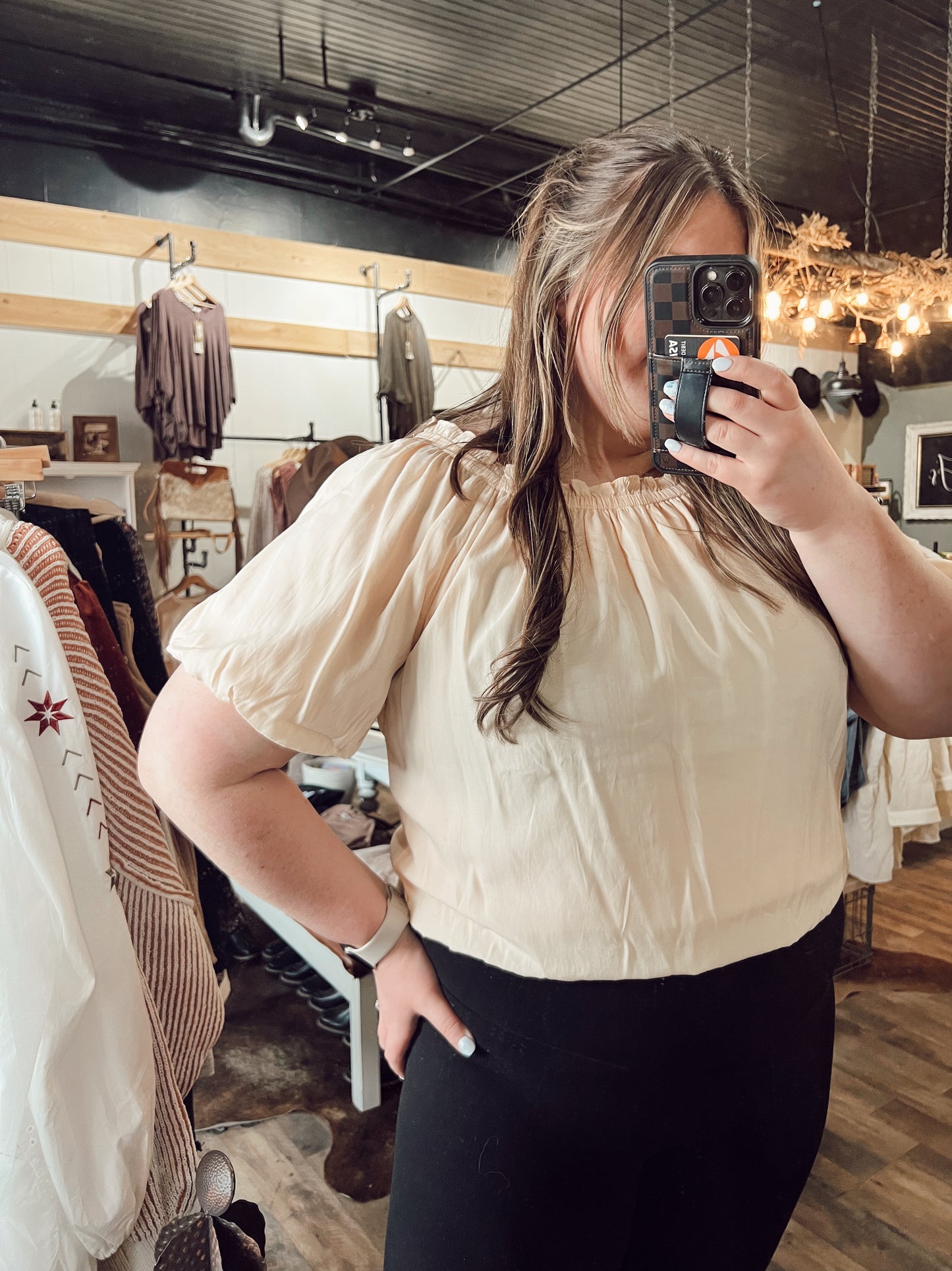 SHOW OFF PUFF TOP