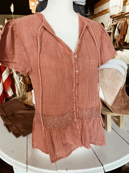 KYLEE BUTTON DOWN TOP