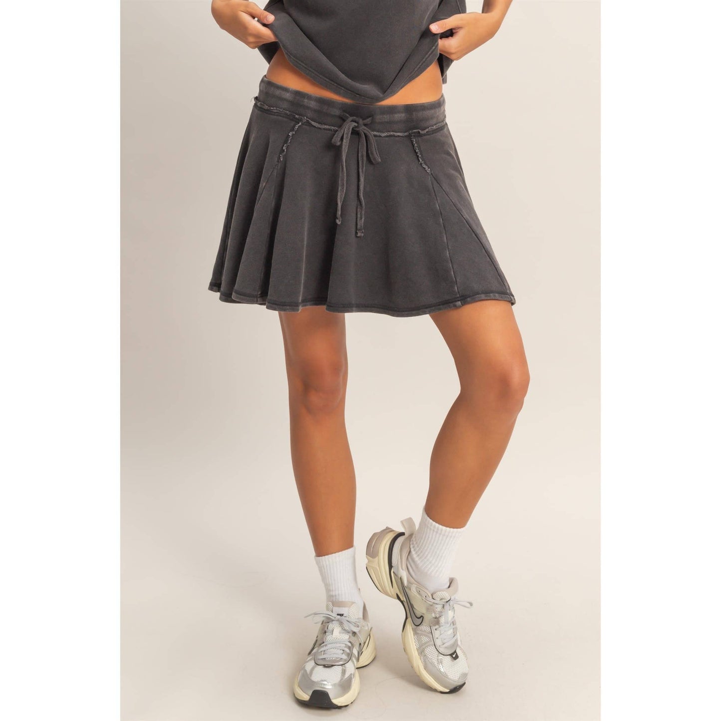 ACID WASH FLOWY SKORT